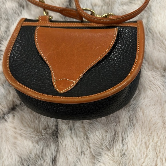 Vintage Dooney & Bourke Cavalry All Weather Leather Mini Crossbody Belt Bag - Picture 3 of 10